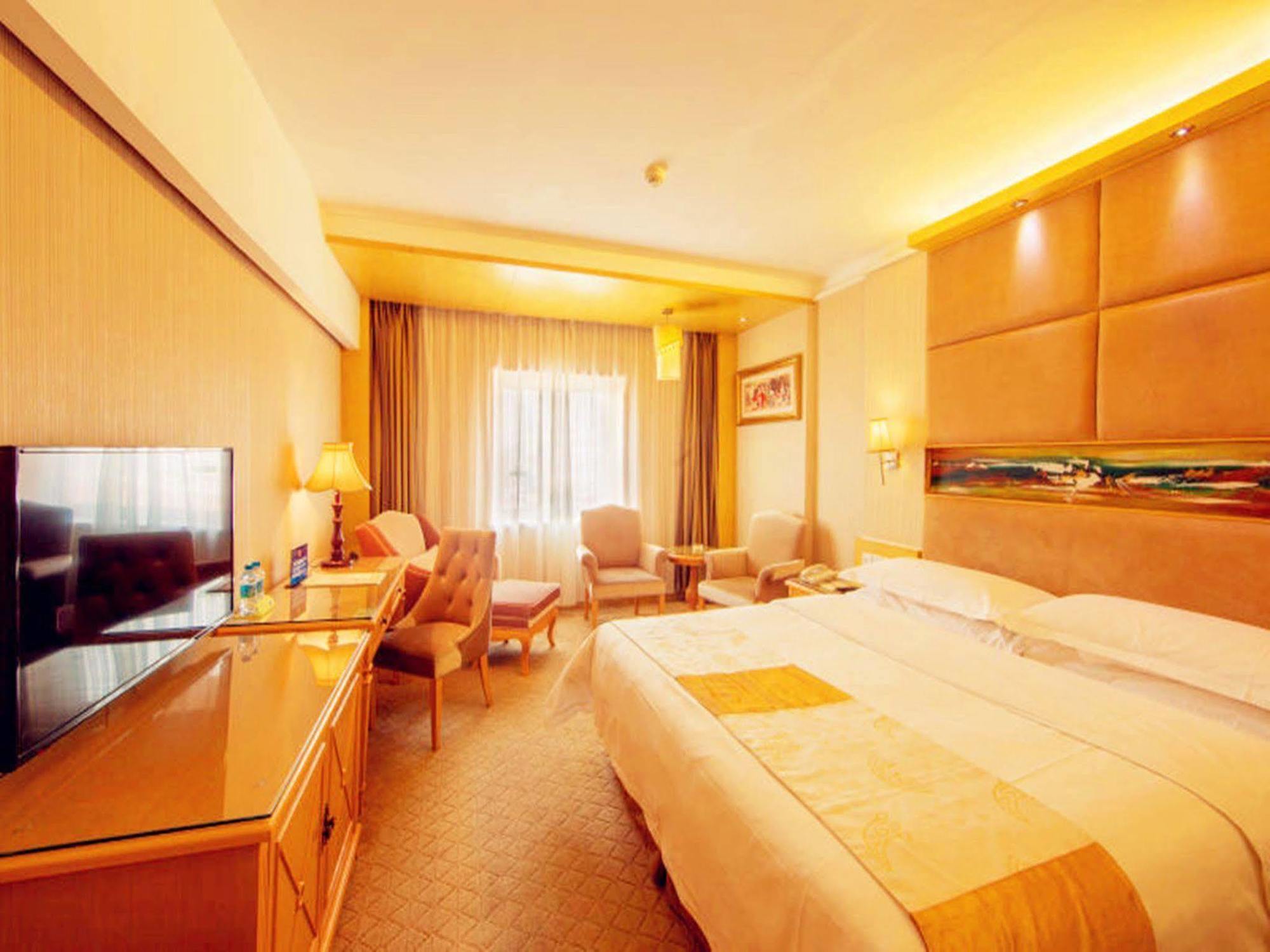 Vienna Hotel Shouti Beijing Eksteriør billede